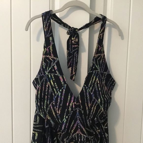 CITY CHIC | Mirrored Geo Maxi Dress - Picture 4 of 8